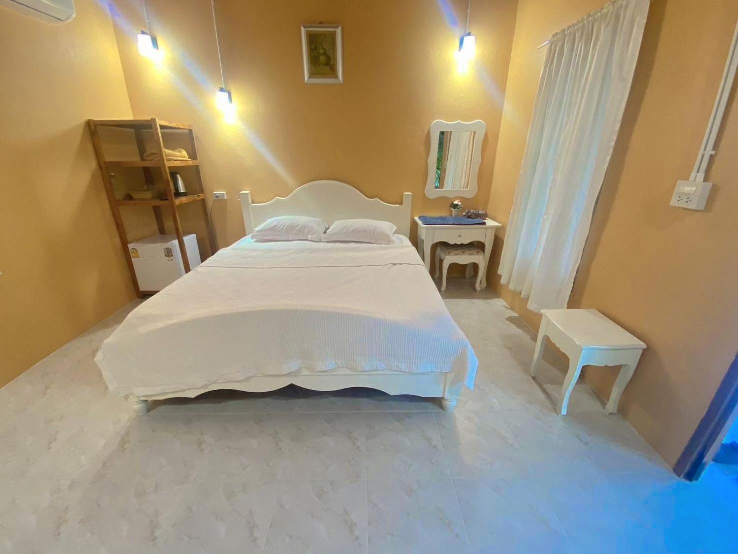 ลีลา โฮมสเตย์ Leela Homestay Chang Klang District Ngoại thất bức ảnh